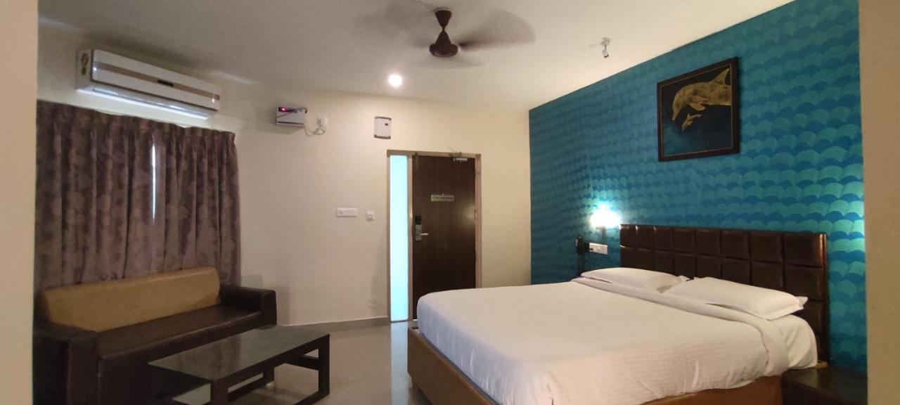 Lamel Cove Beach Resort Пондичерри Экстерьер фото