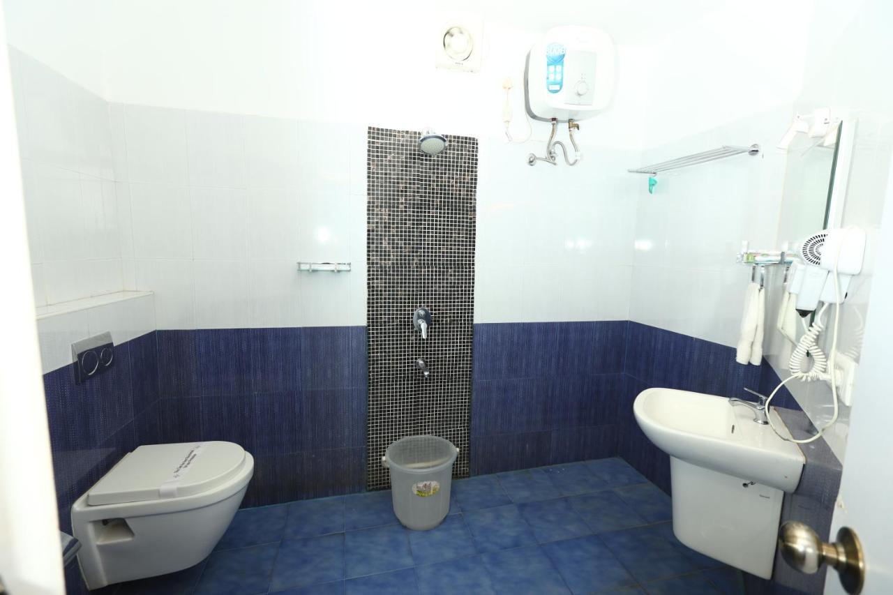 Lamel Cove Beach Resort Пондичерри Экстерьер фото