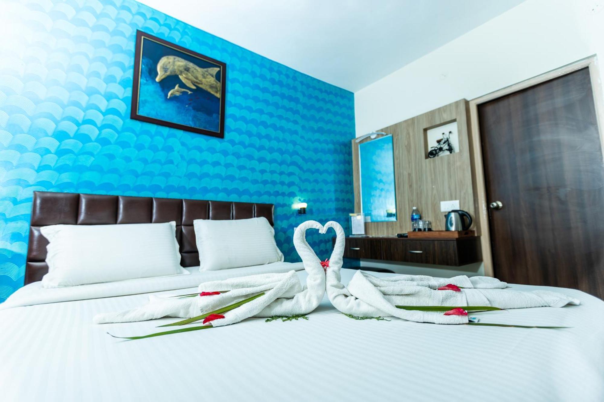Lamel Cove Beach Resort Пондичерри Экстерьер фото