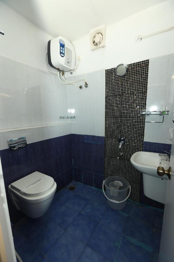 Lamel Cove Beach Resort Пондичерри Экстерьер фото